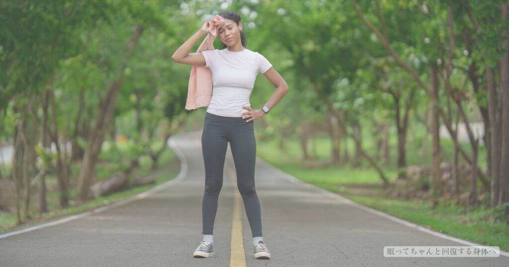 9月 長月のご案内|夏の疲れを感じる女性のイメージ
